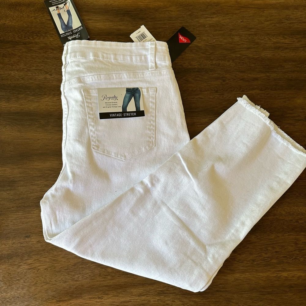 Royalty Vintage High Rise Slim Straight Cropped Jeans NWT - Picture 11 of 12